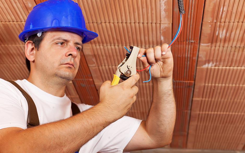 besoin d'un électricien Veneux-les-Sablons
